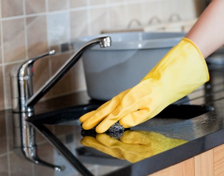 Illustration of accessible carpet cleaning website features